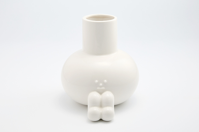 THE MONSTER VASE 03